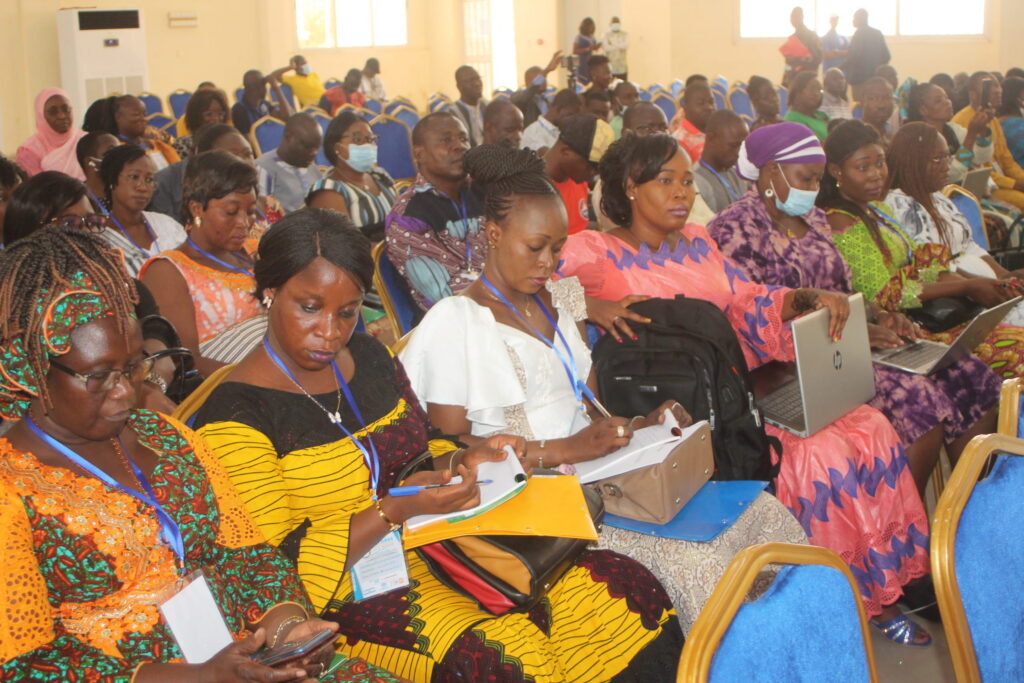 Télécharger le rapport général sur les 8èmes journées régionales de la SOGOB ici👇